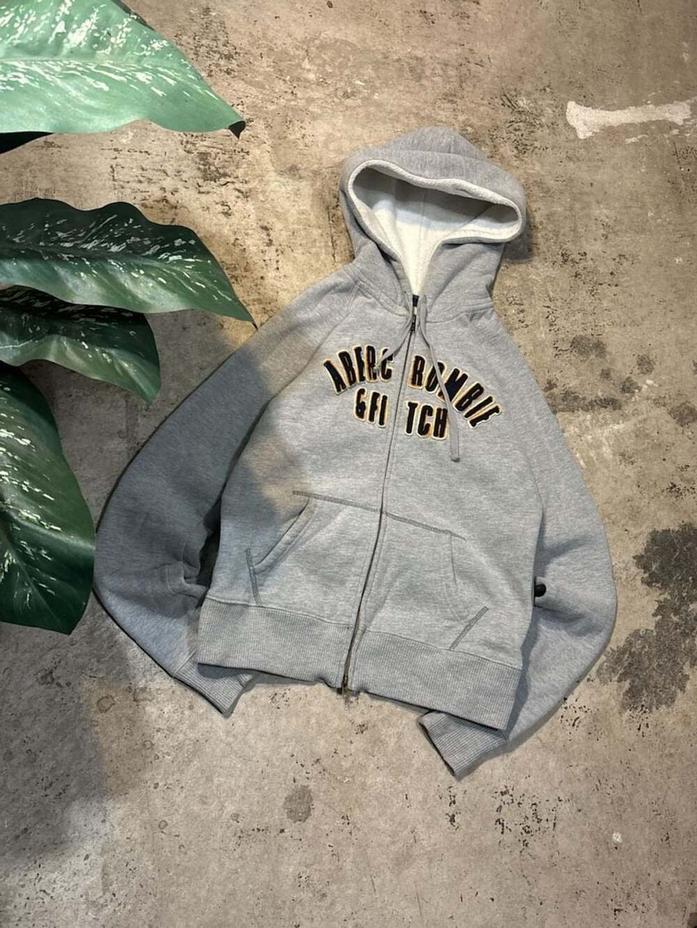 Abercrombie & Fitch Sherpa Lined Zip-Up Hoodie Size L Grey